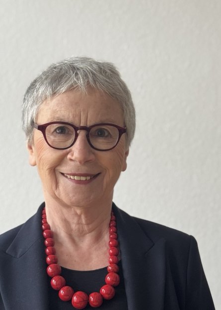 Prof. Dr. Elfriede Löchel