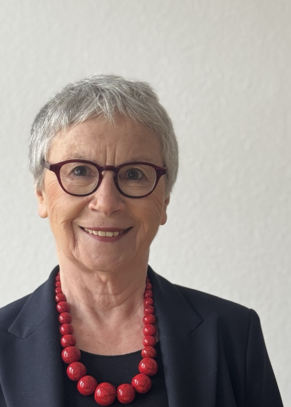 Prof. Dr. Elfriede Löchel
